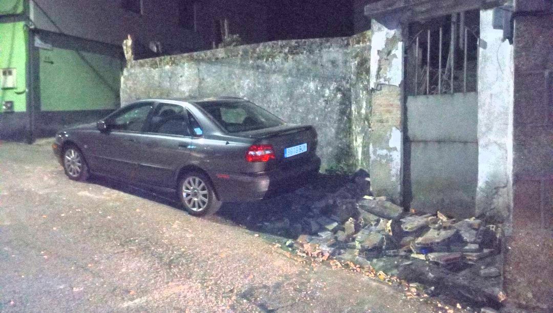 El temporal causa alrededor de 70 incidentes en 30 calles de la ciudad