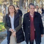 Caballero contesta a la Diputación sobre la piscina de Teis, "si quieren, que firmen, y si no, que no firmen"