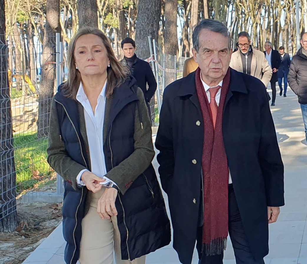 Caballero afirma que el PP de Vigo no quiere el Mundial... y su presidenta le recuerda que votó en contra de exigir transparencia a la Federación