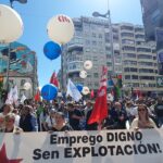 Milleiros de persoas rexeitan a guerra, piden traballo digno e a redución da xornada laboral