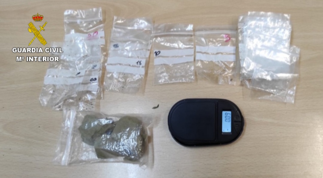 Investigado por tráfico de drogas, tras ser sorprendido con hachís