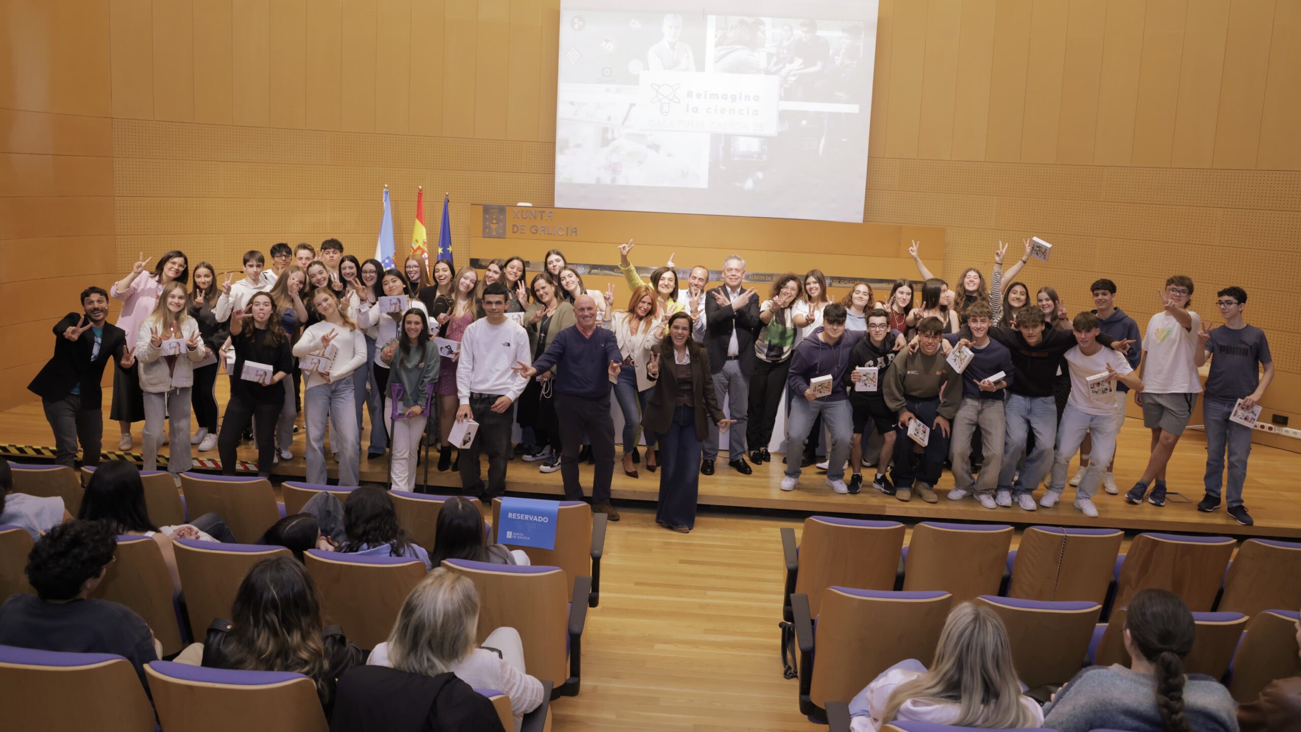 Estudiantes de IES do Castro ganadores del III Certamen 'Reimagina la Ciencia Galicia' 