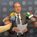 El alcalde dispuesto a colaborar con la Federación para que Vigo sea sede del Mundial 2030