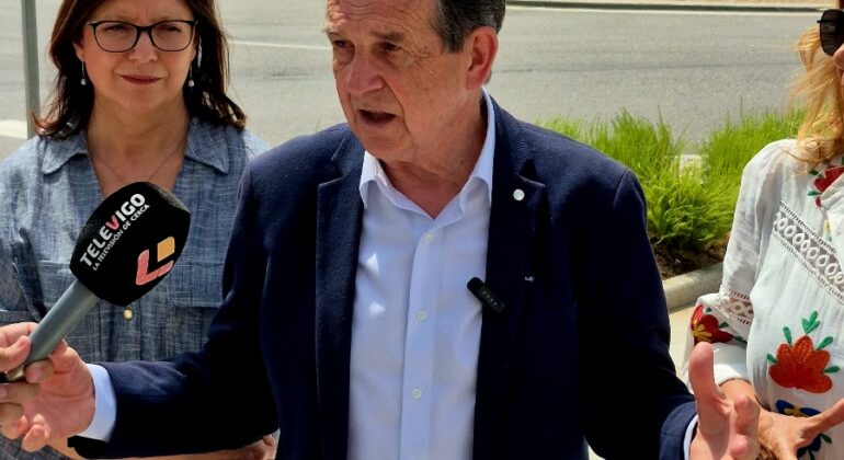 Caballero: "si Sogama retira la subida de la tasa, yo bajo el recibo de la basura de 124€ a 100"