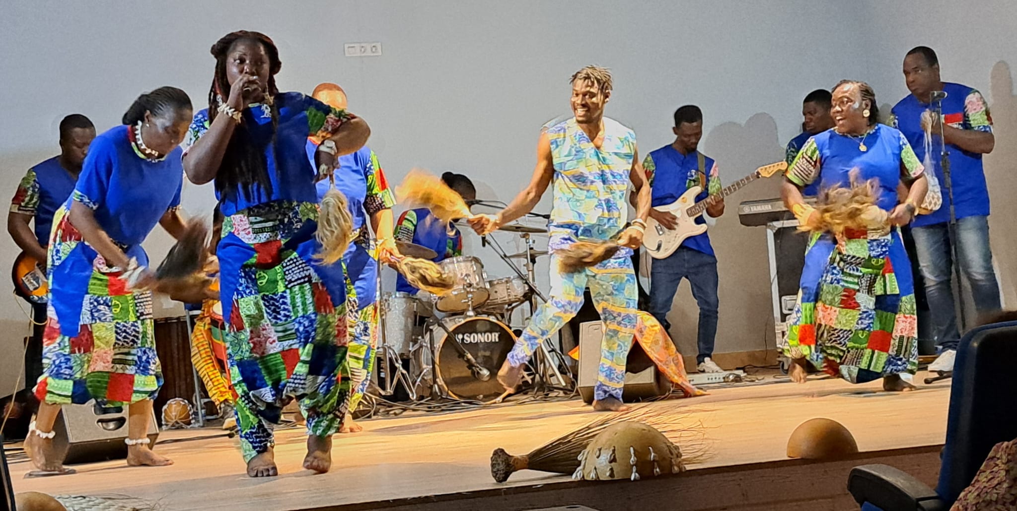 El Grupo Vocal Eburnie llega desde Costa de Marfil para llenar la calle de música y cultura africana
