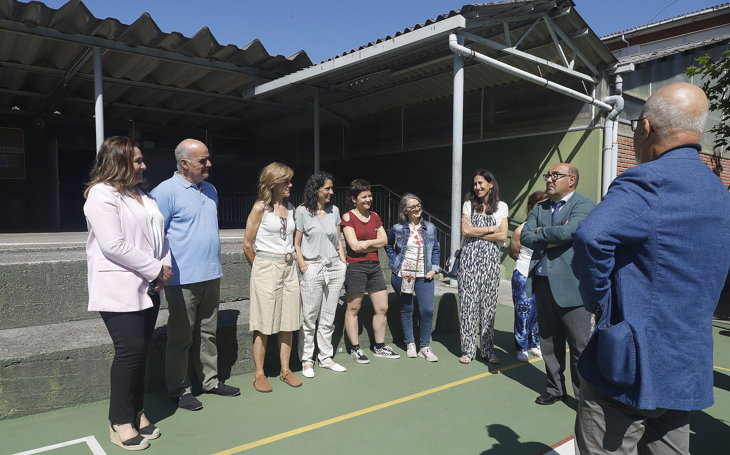 La Xunta asume finalmente el cambio de la cubierta de amianto del CEIP Chans-Bembrive