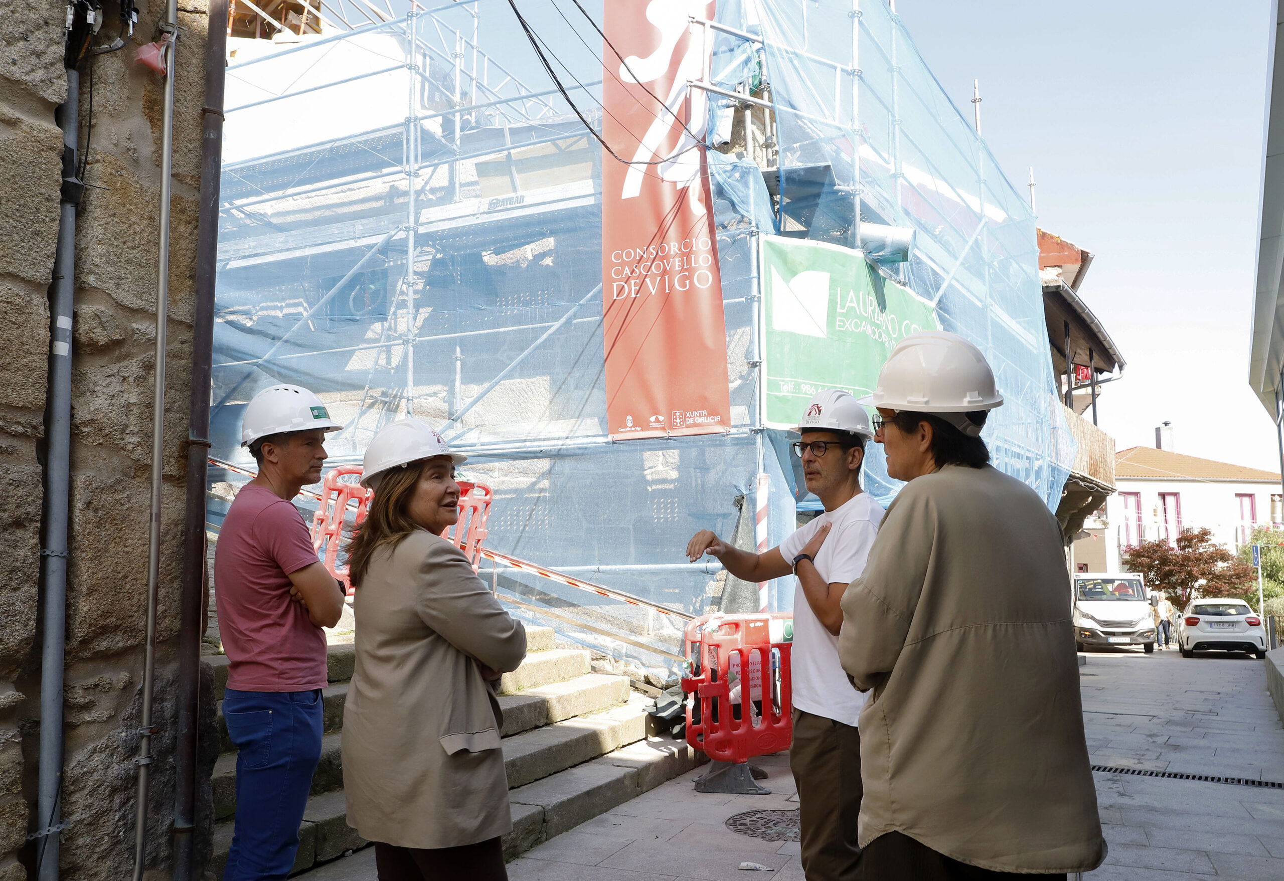 Avanza a rehabilitación do edificio emblemático da rúa Hortas, baixo o Castelo de San Sebastián