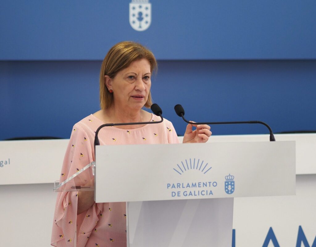 "Rueda pode dicir o que queira, pero hoxe en Galicia hai mulleres parindo sen auga quente"