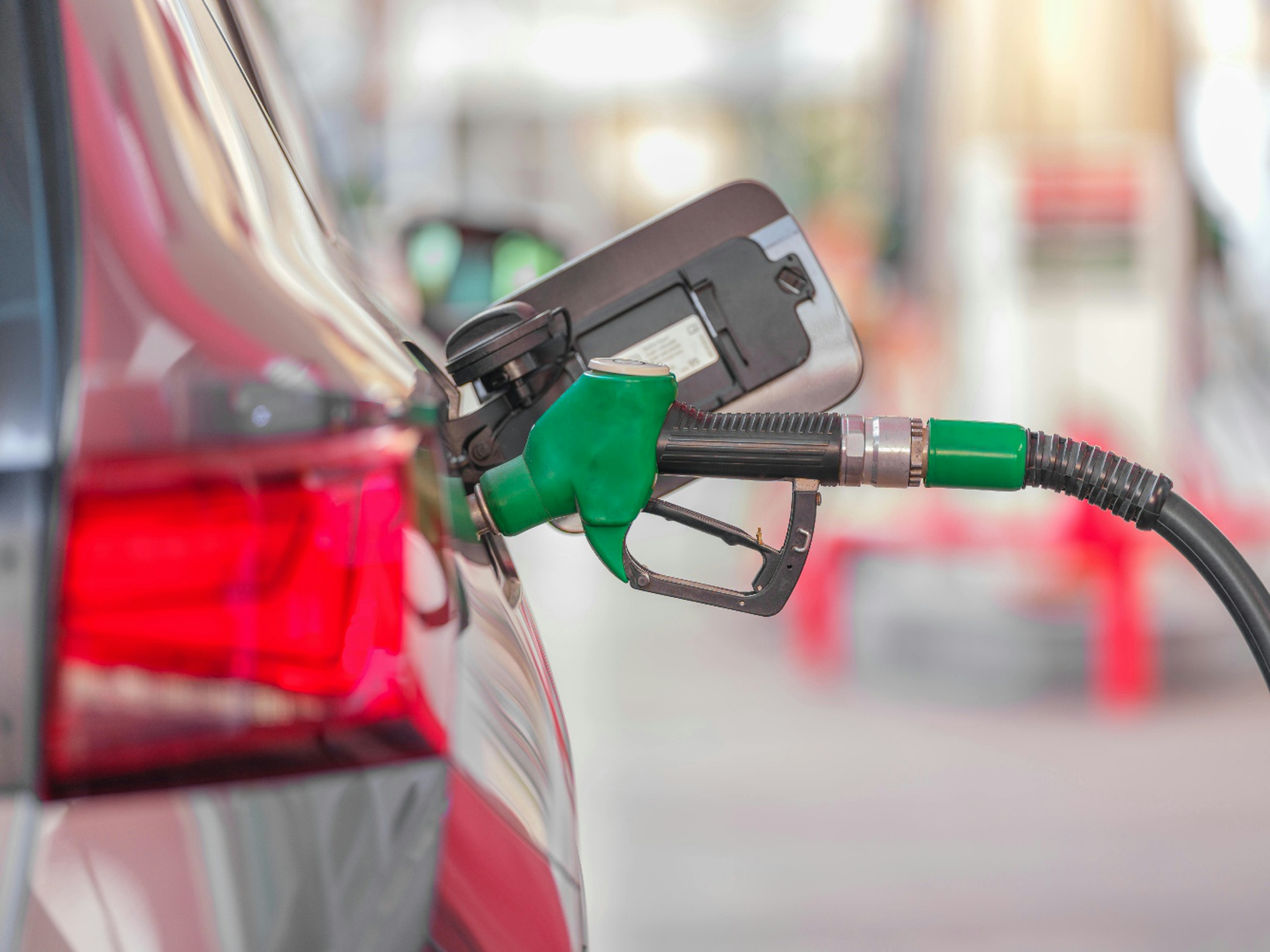 Un clásico: sube el precio de la gasolina, coincidiendo con el inicio de las vacaciones