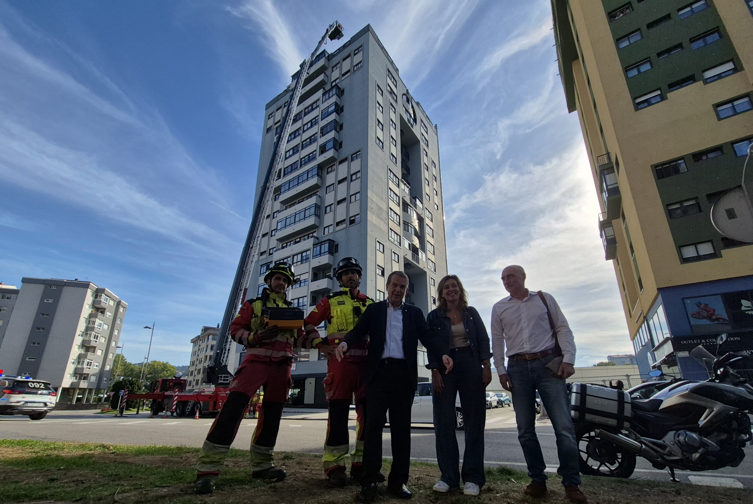 Vigo incorpora el brazo articulado de bomberos más alto de España