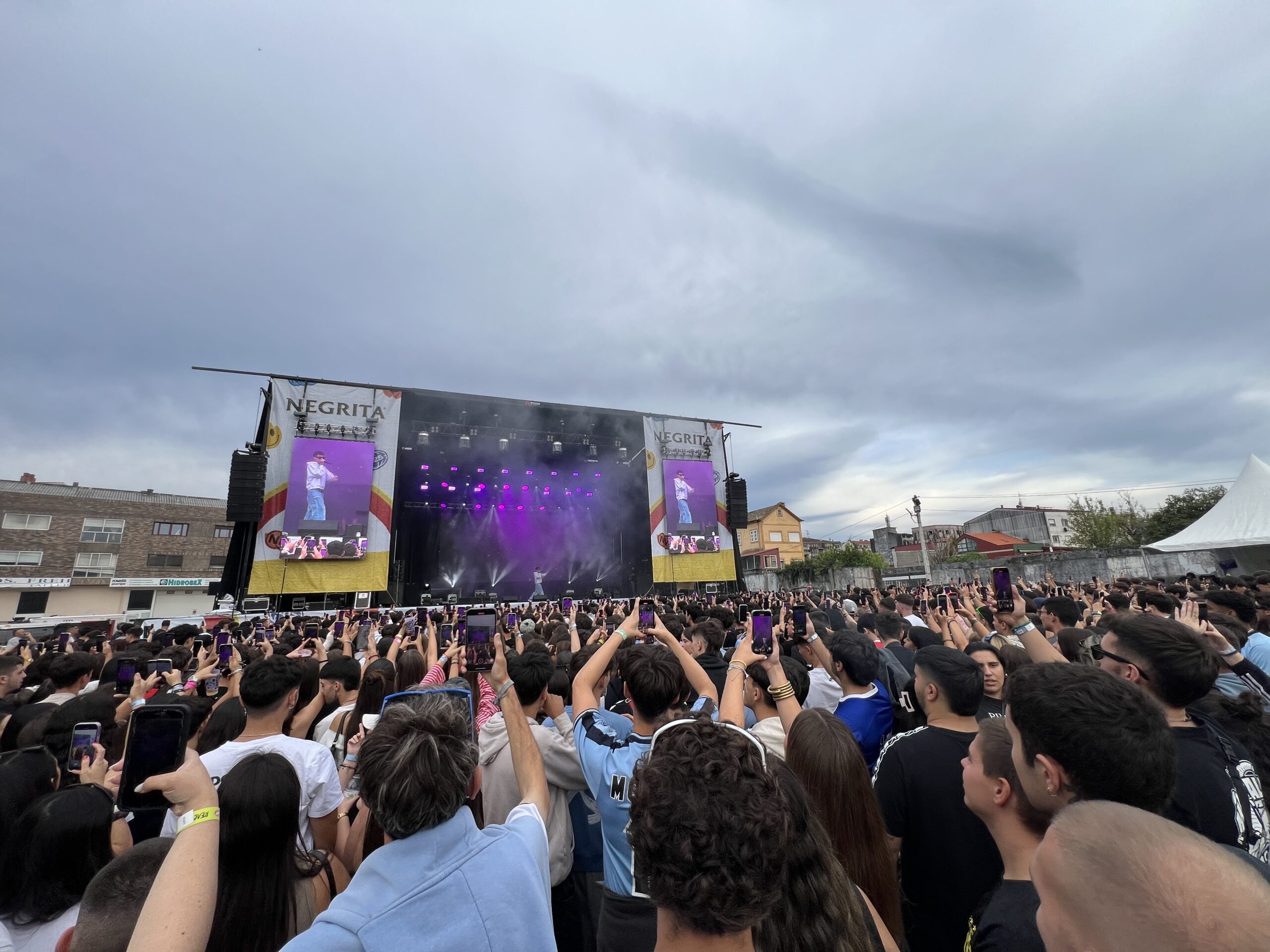 Dez horas de música urbana en directo