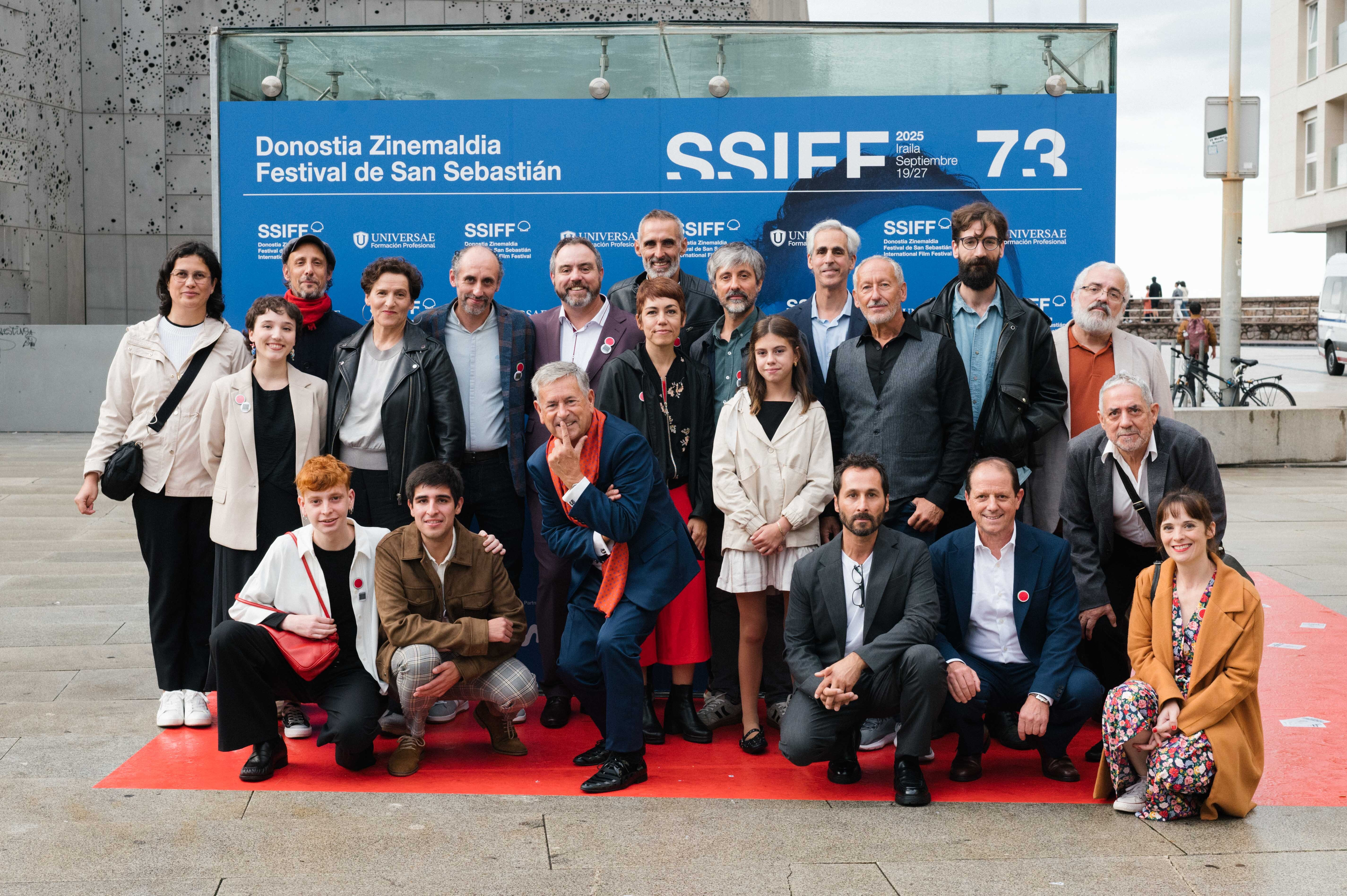 Emotiva e multitudinaria estrea de San Simón, no Festival de Cine de San Sebastián