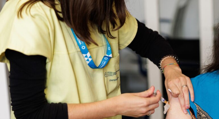 Galicia ten en marcha desde o 29 de setembro a campaña de vacinación da gripe e da COVID-19