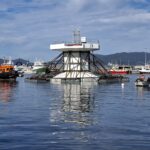 El visor submarino de 'Peiraos do Solpor' navega hacia Bouzas, en una operación inédita en España