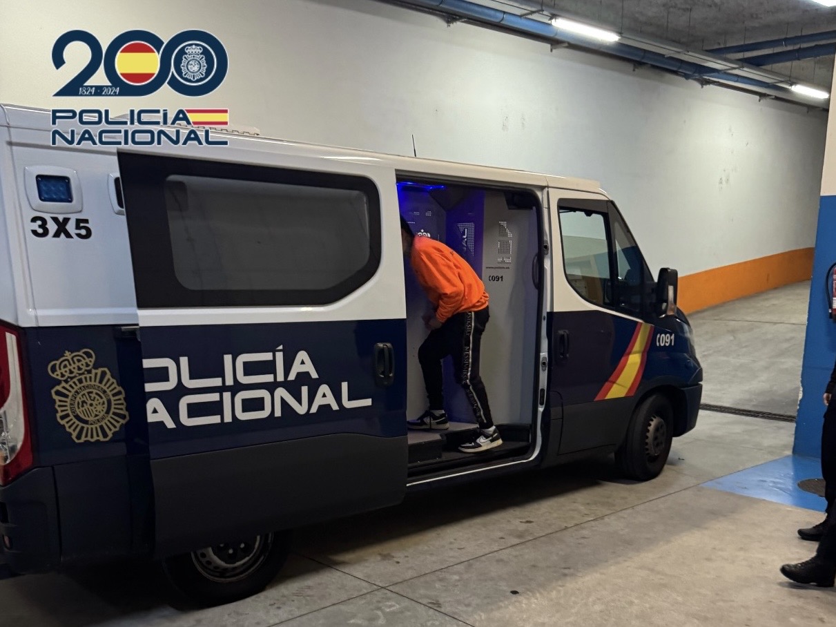 Detenido en Vigo tras agredir a varios policías