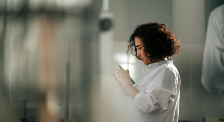 La Universidade de Vigo, como la de A Coruña, renuncia a implantar la Facultad de Medicina