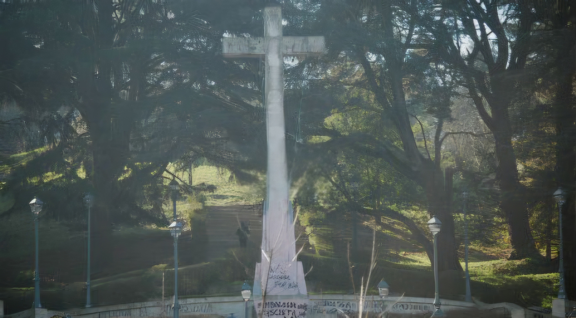 BNG esixe ao Goberno a retirada inmediata da cruz franquista do Castro
