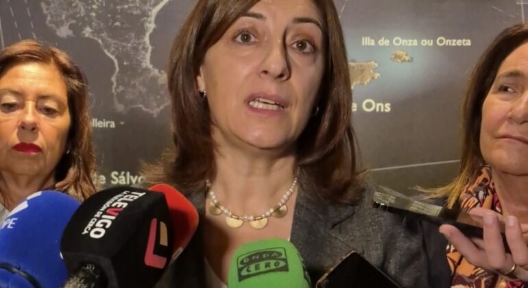 El alcalde pide a Rueda el cese "inmediato" de la conselleira de Medio Ambiente, por su "negligencia" en Eiras