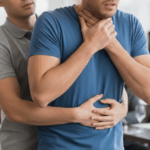 Un guardia civil fuera de servicio salva la vida a un hombre que se asfixiaba, en un restaurante de Nigrán