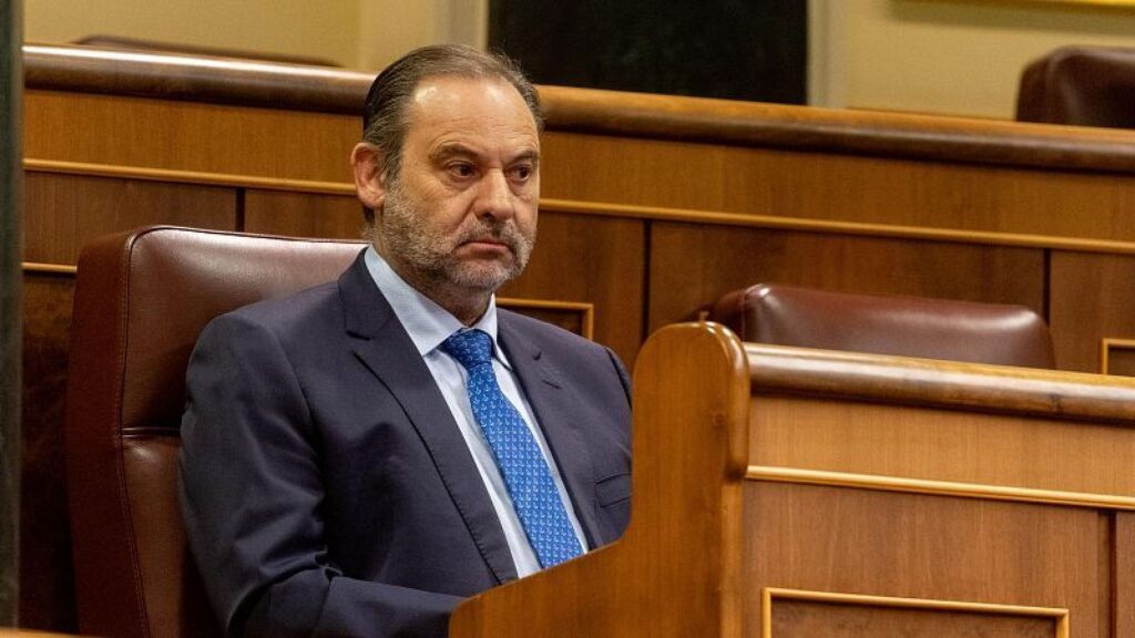 El Supremo condena a Ábalos a 24 años de cárcel por el caso mascarillas y sentencia a Koldo a 19 años
