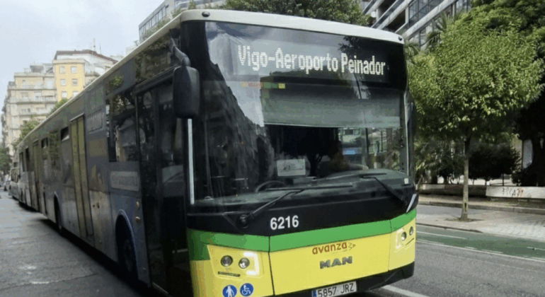 Vigo exige un autobús exprés a Peinador