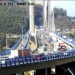 Un accidente múltiple en el Puente de Rande colapsa la AP-9 en dirección Santiago