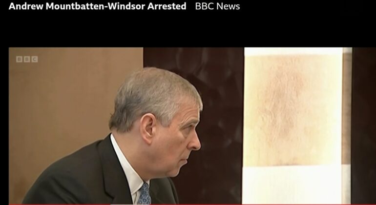 El ex príncipe Andrés de Inglaterra, arrestado por su implicación en el caso Epstein