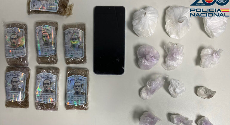 Arrestado en el centro de Vigo, con 900 gramos de droga, tras una persecución