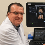 Fallece el ginecólogo Carlos López Ramón y Cajal, pionero de la cirugía fetal en España