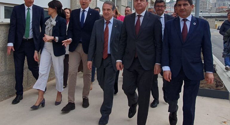 Caballero culpa a la Xunta de, al menos, veinte cosas que van mal en Vigo