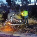 Muere una persona en una salida de vía en San Cibrao das Viñas