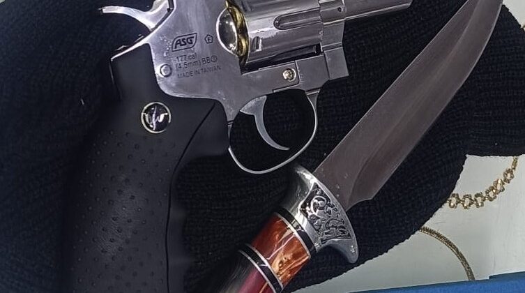 Detenida una mujer armada, tras intentar atracar un local en la Gran Vía