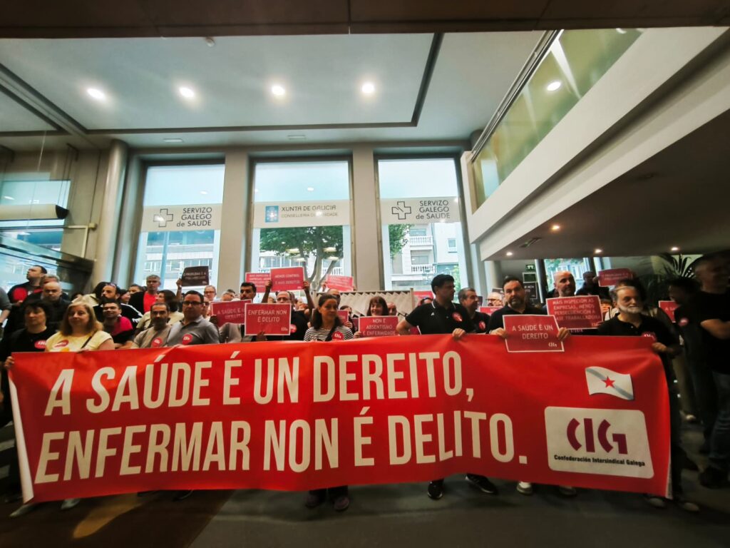 A CIG ocupa o Sergas de Vigo contra a reforma das baixas: “Enfermar non é delito”