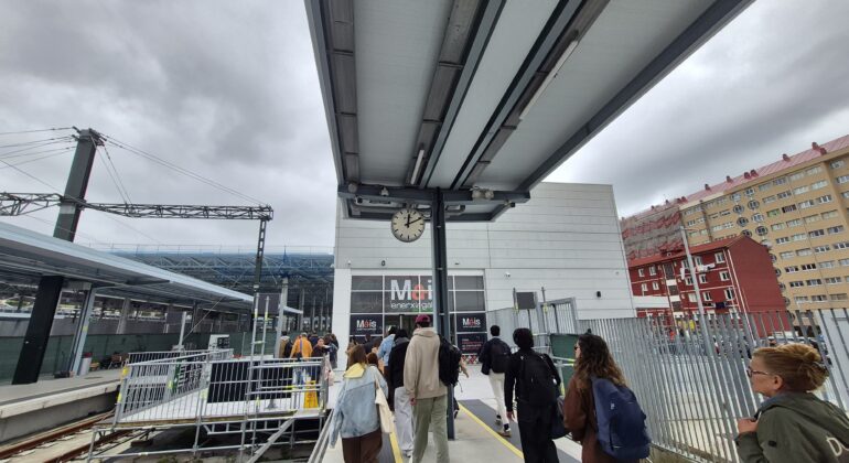 Viajar entre Vigo y A Coruña será más complicado este verano: Renfe activa un plan especial por obras