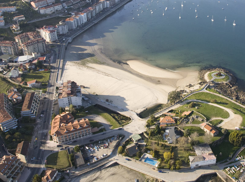 Sanidad levanta la alerta por contaminación en la Praia de Santa Marta en Baiona