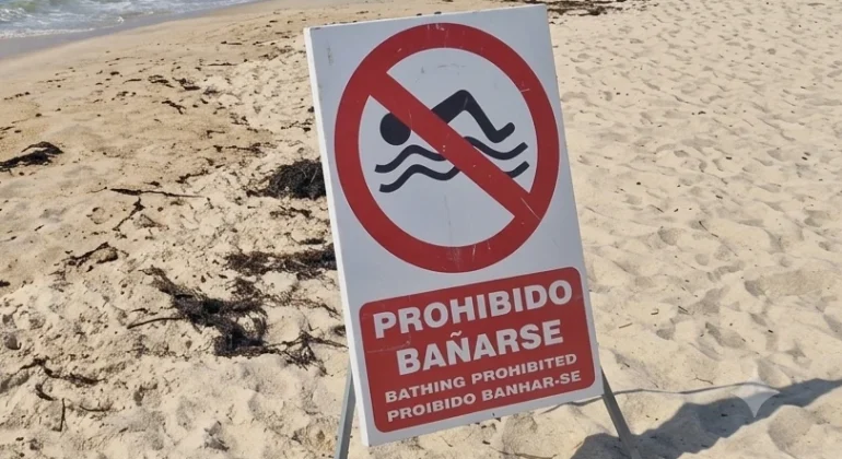 Prohibido el baño en varias playas de Vigo por un importante vertido de aguas fecales