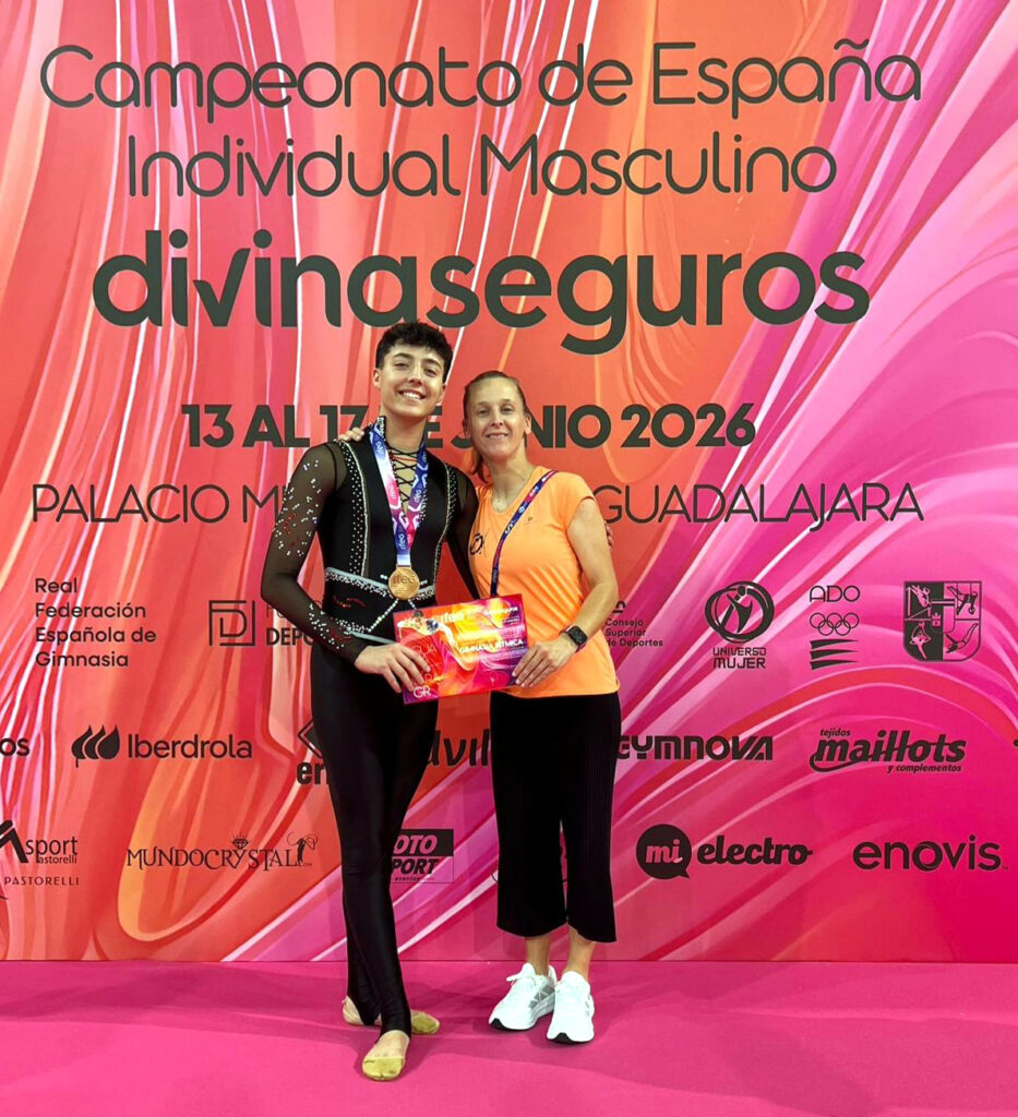 El vigués Unai Sánchez conquista el bronce en el Campeonato de España de gimnasia rítmica masculina