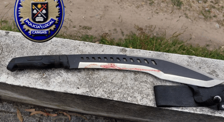Detenido en Cangas tras herir presuntamente a su tío con un machete durante una disputa familiar