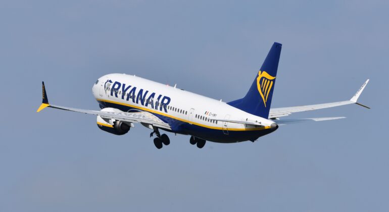 Caballero dice que Vigo no renovó a Ryanair, pero el contrato impedía cualquier prórroga