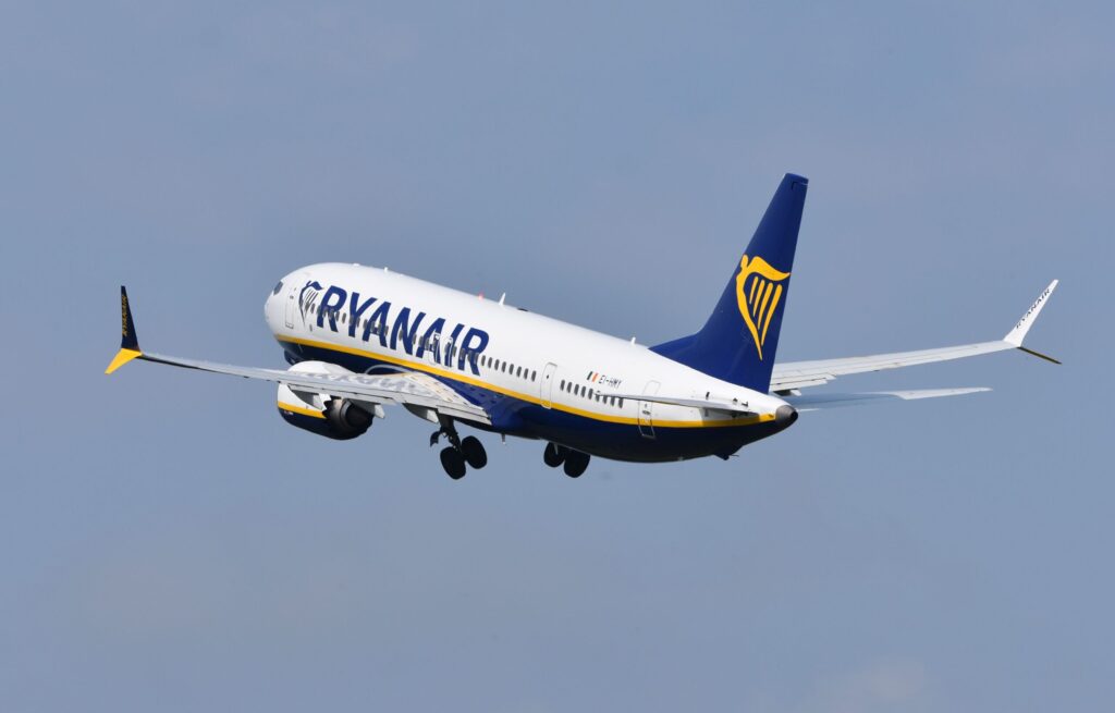 Caballero dice que Vigo no renovó a Ryanair, pero el contrato impedía cualquier prórroga