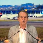 "No va a sacar ni un concejal": Caballero arremete contra Luisa Sánchez por la crisis de vuelos en Peinador
