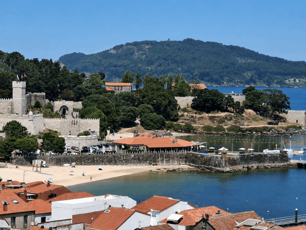 Baiona afronta tres días de posibles cortes de luz por trabajos en la red eléctrica