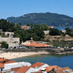 Tres playas de Baiona cierran al baño por contaminación: los socorristas tuvieron que sacar a los bañistas del agua