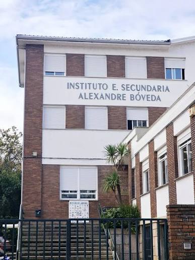 O IES Alexandre Bóveda perderá profesorado o próximo curso: alerta de menos apoios e atención ao alumnado