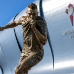 El Concello gastará 200.000 euros en una estatua de Iago Aspas frente a Balaídos