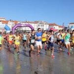 500 corredores emulando 'Carros de fuego', se lanzan este domingo a la arena de Praia América