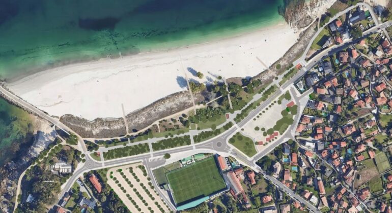 O Vao se hace más grande: el Concello moverá el paseo para aumentar la superficie de la playa