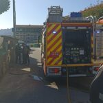 La Policía rescata a un hombre de un incendio en O Porriño y lo detiene después en el hospital