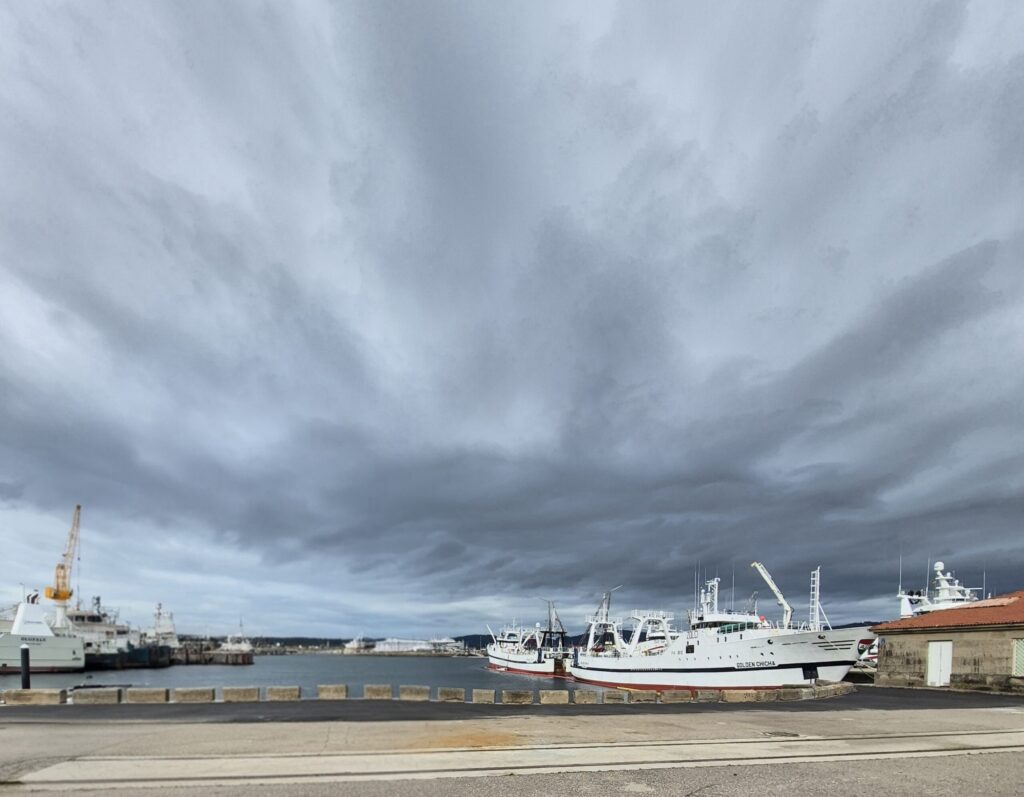 Del sol a las nubes: el frente frío que cambiará el tiempo en Vigo a partir del martes
