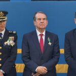 Oficial y Caballero